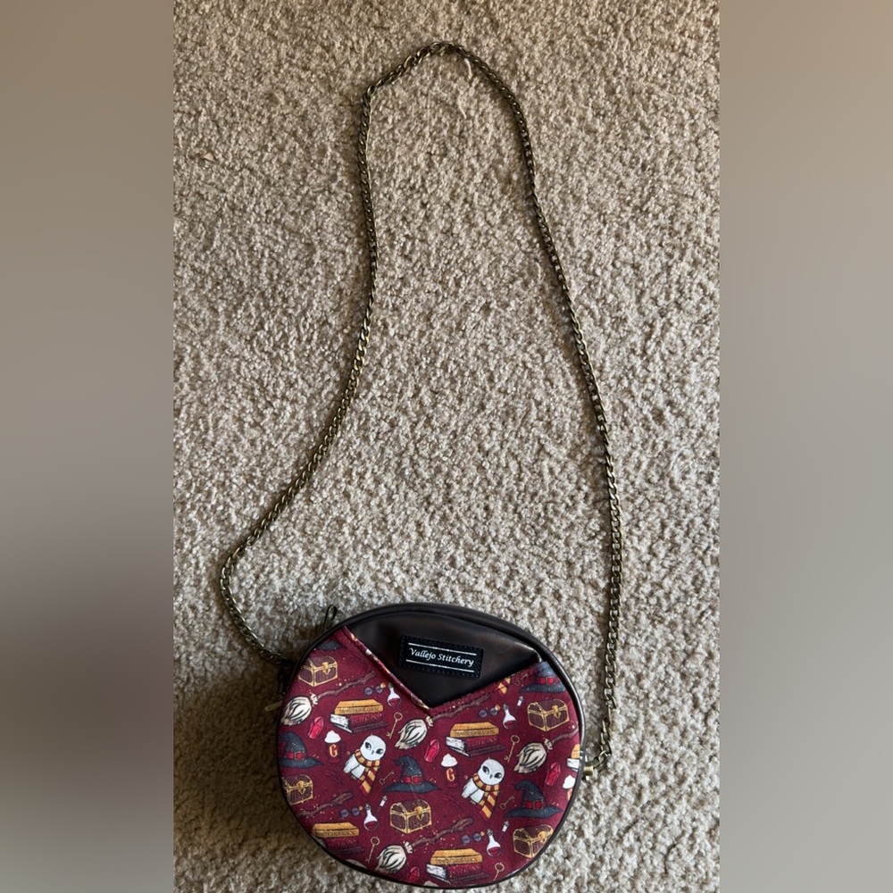 Gryffindor Crossbody Bag